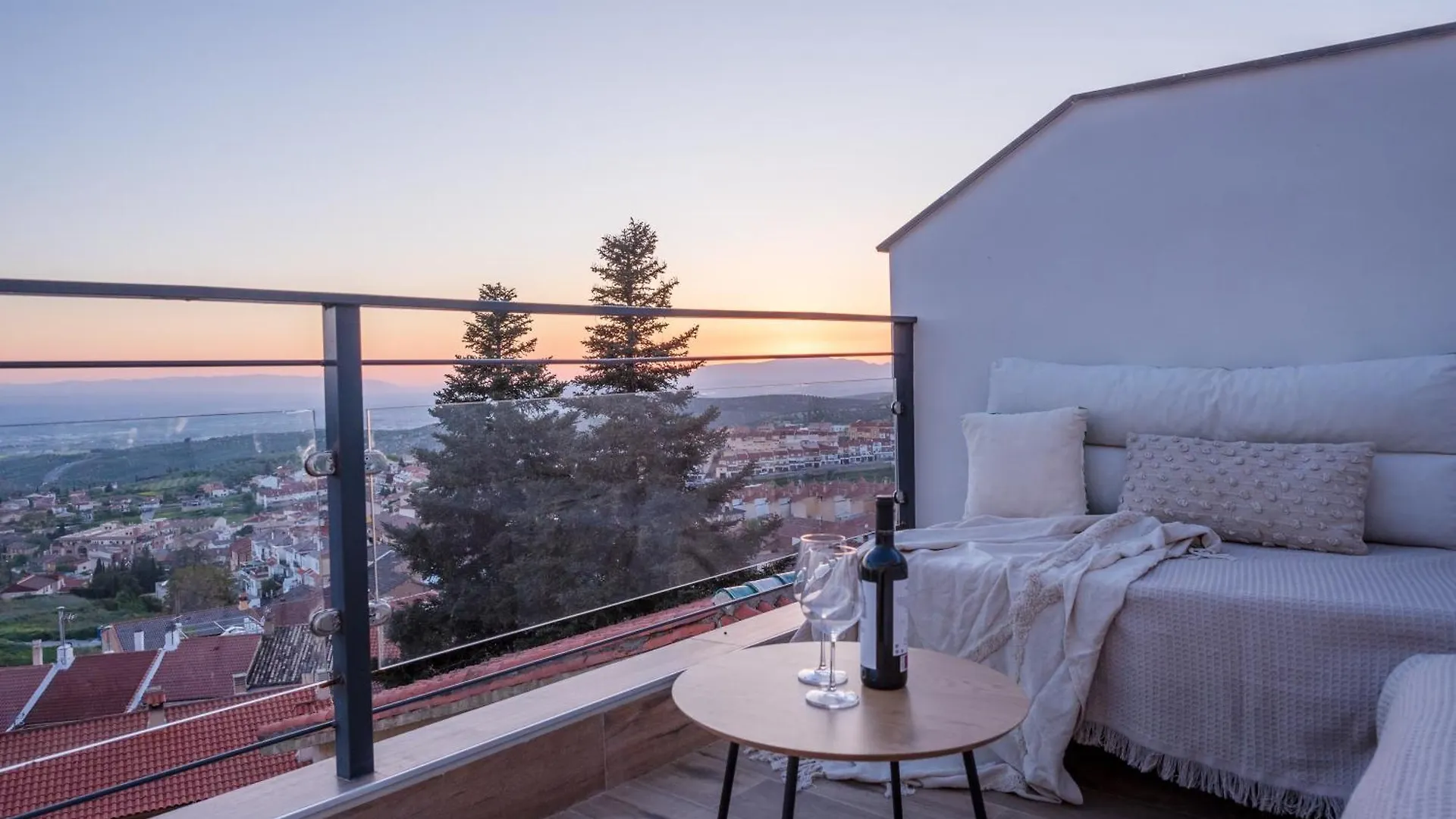 Escapada Refrescante Con Jacuzzi, Barbacoa Y Chimenea Alfacar 0*,  Spain