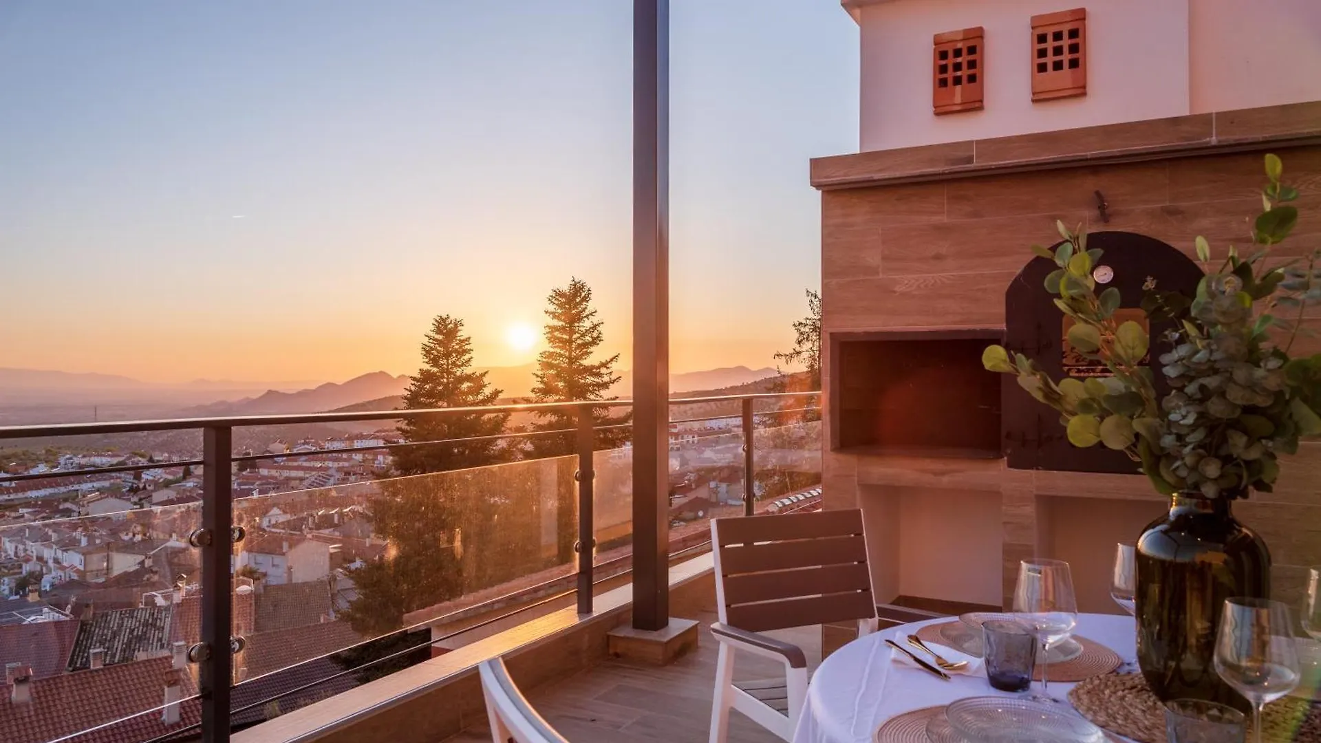 Escapada Refrescante Con Jacuzzi, Barbacoa Y Chimenea Alfacar Holiday home