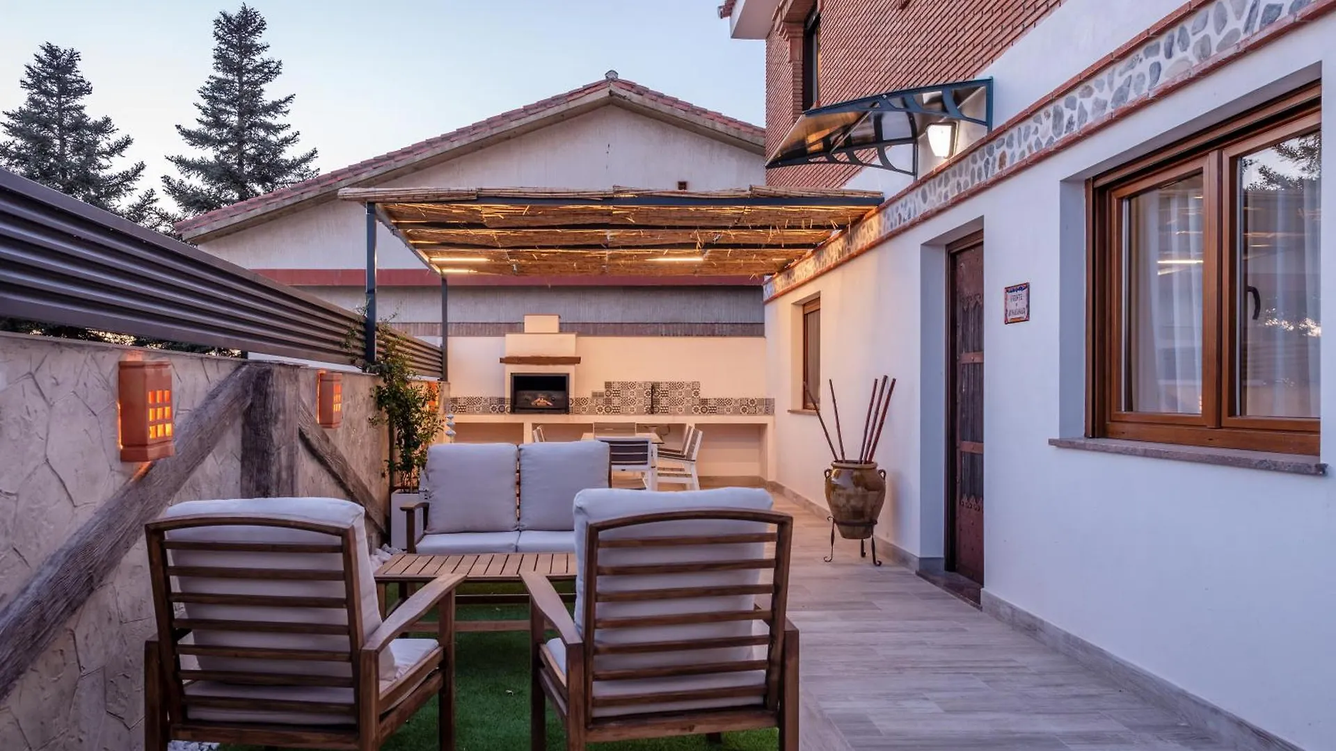 Escapada Refrescante Con Jacuzzi, Barbacoa Y Chimenea Alfacar 0*,