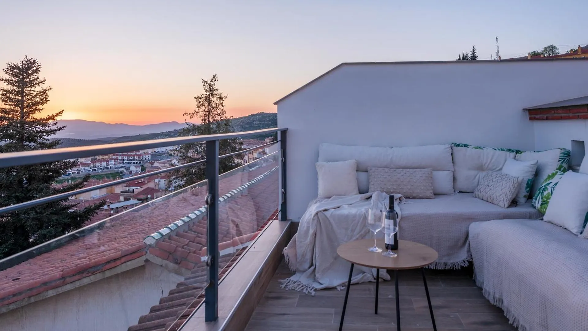 Escapada Refrescante Con Jacuzzi, Barbacoa Y Chimenea Alfacar Holiday home